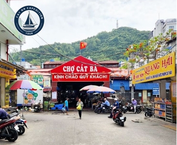 Cat Ba Market: Best Buys, Food Choices and Helpful Travel Tips