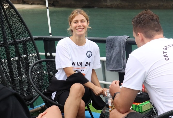 2 DAYS 1 NIGHT</br> LAN HA BAY SMALL CRUISE