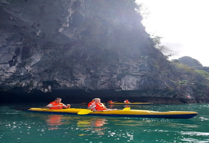 DAY TRIP </br> LAN HA BAY