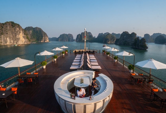 3 DAYS 2 NIGHTS</br> HA LONG BAY