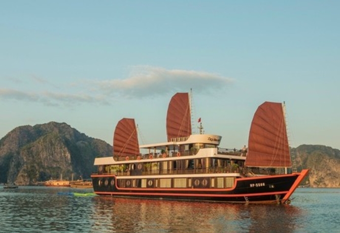 2 DAYS 1 NIGHT</br> LAN HA BAY MEDIUM CRUISE