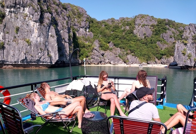 DAY TRIP </br> LAN HA BAY