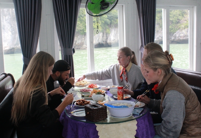 DAY TRIP </br> LAN HA BAY