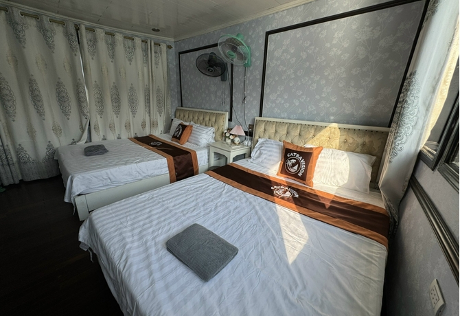 2 DAYS 1 NIGHT</br> LAN HA BAY SMALL CRUISE