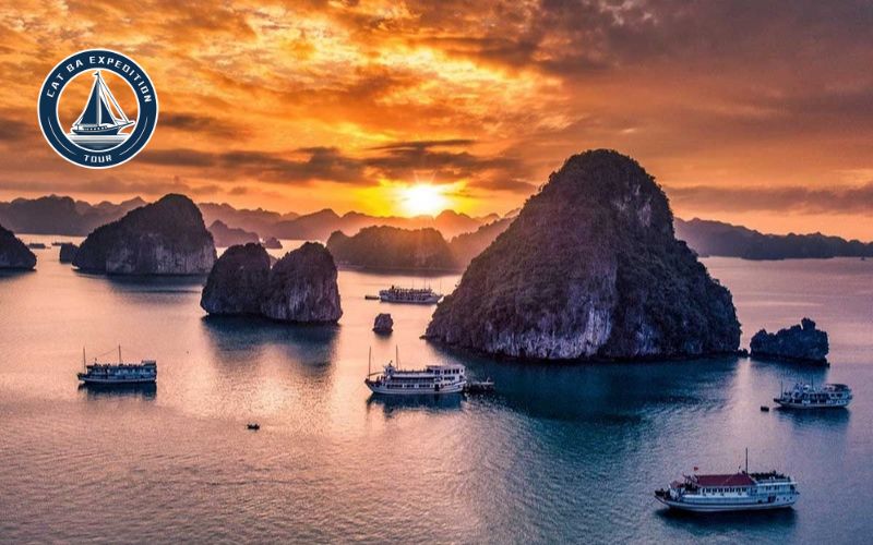 The Sunset in Lan Ha Bay