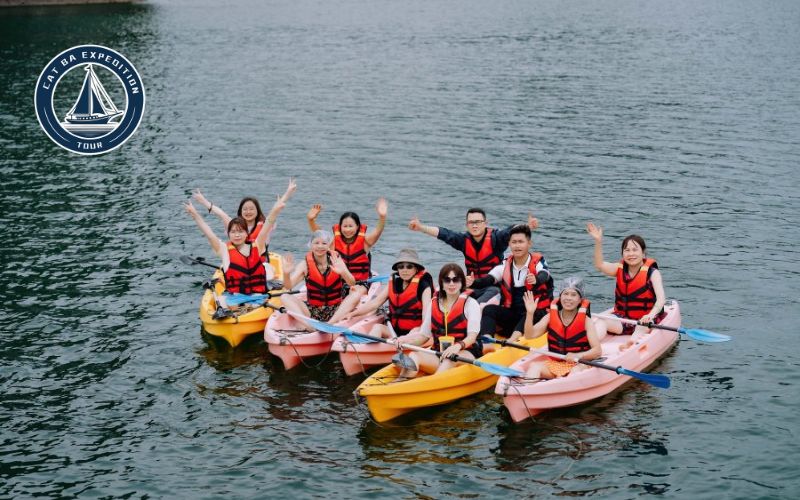 Kayakking in Cat Ba