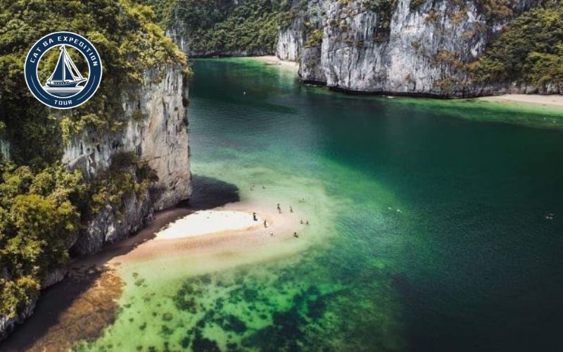 A Love Story Behind Three Peaches Islet