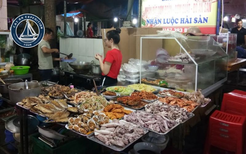 Food Court in The Market
