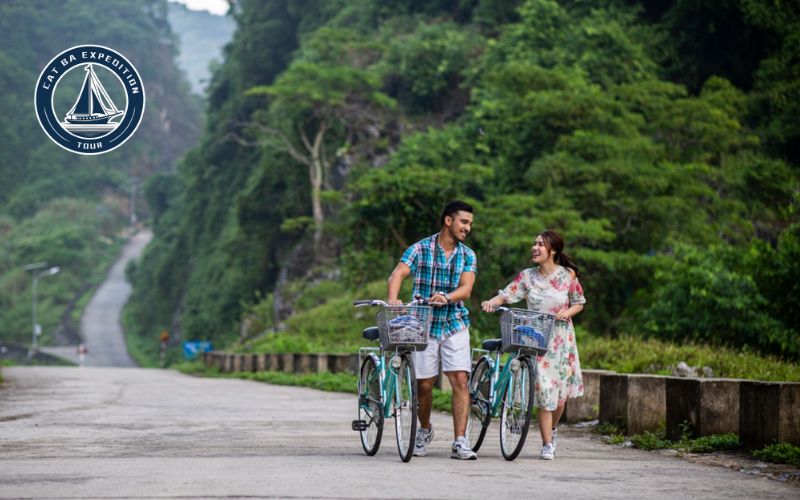 Cycling in Viet Hai Village