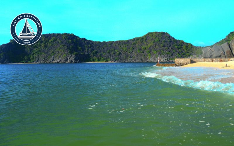How to Reach Cat Ba Island Based on Its Location