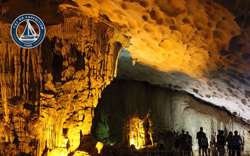 Best Time to Visit Sung Sot Cave