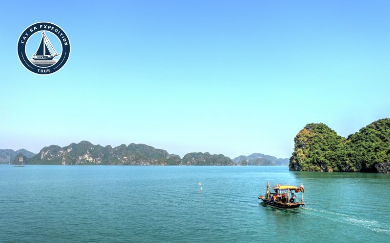 What Is a Lan Ha Bay Group Tour?